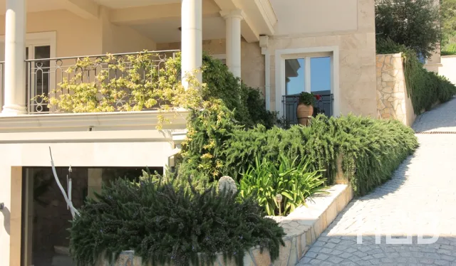En venta, Apartamento, 71 m², Herceg Novi