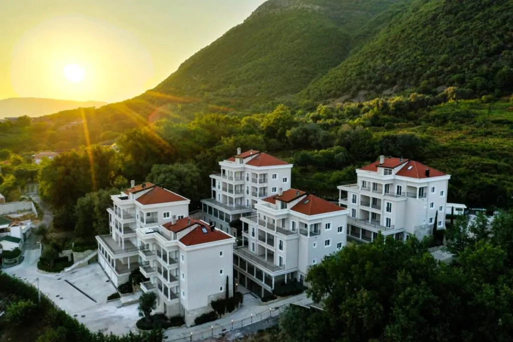 En venta, Apartamento, 71 m², Herceg Novi