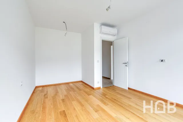 Na prodaju, Apartment In New Building, 85 m², Budva