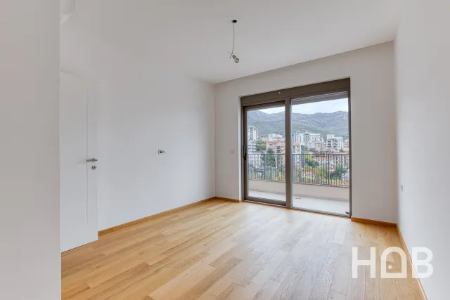 Na prodaju, Apartment In New Building, 85 m², Budva