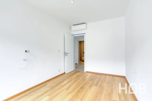 Na prodaju, Apartment In New Building, 85 m², Budva