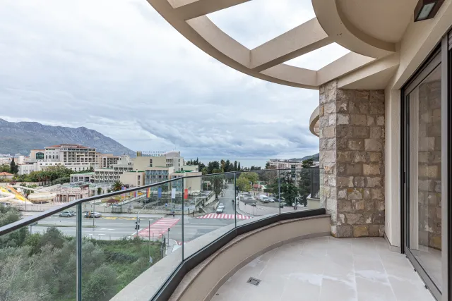 Na prodaju, Apartment In New Building, 85 m², Budva