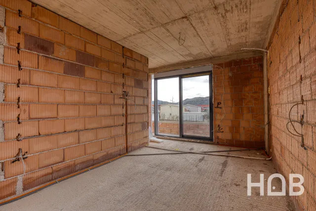Na prodaju, Kuća, 273 m², Bar