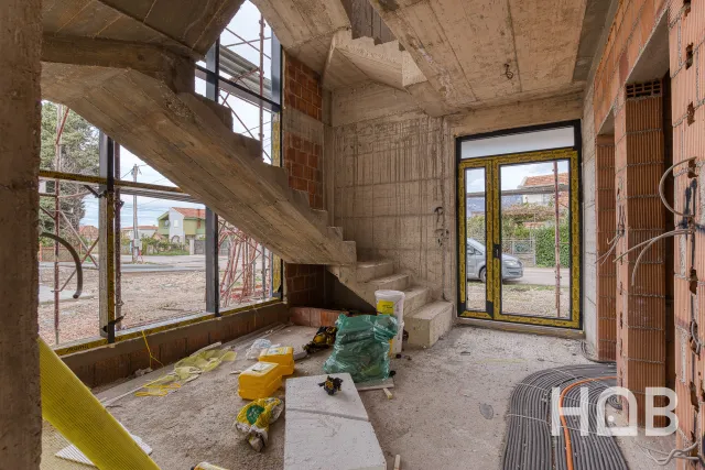 Na prodaju, Kuća, 273 m², Bar