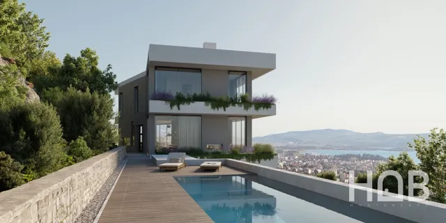 Na prodaju, Vila, 312 m², Tivat