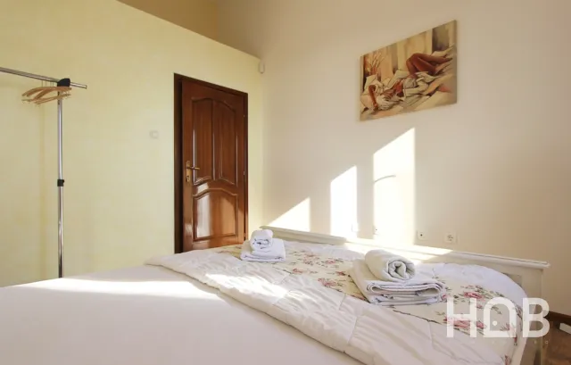 Na prodaju, Vila, 466 m², Budva