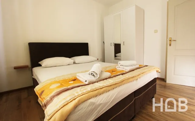 Na prodaju, Vila, 466 m², Budva