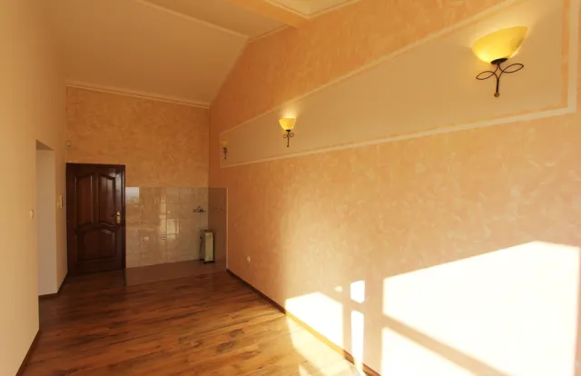 Na prodej, Vila, 466 m², Budva