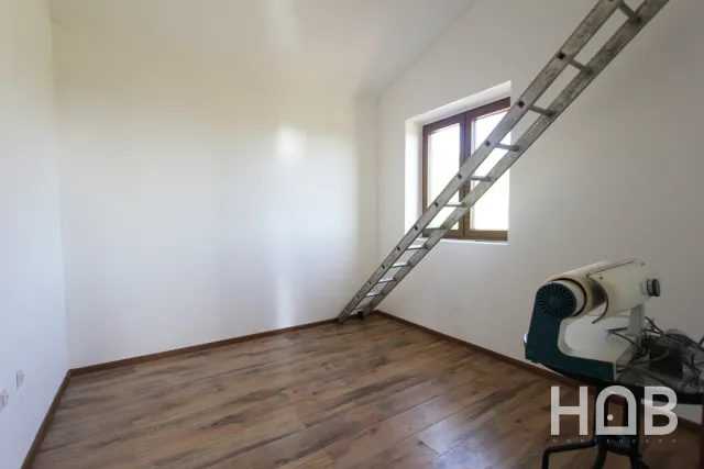 Na prodej, Vila, 466 m², Budva