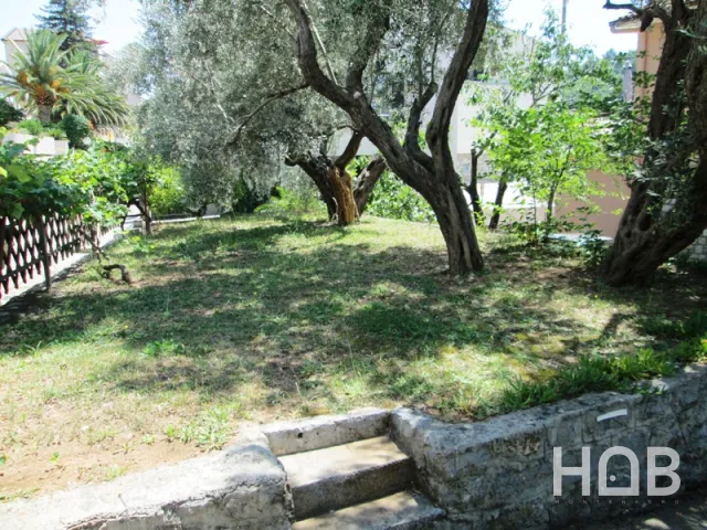 Na prodaju, Kuća, 200 m², Budva