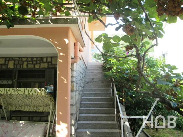 Na prodaju, Kuća, 200 m², Budva