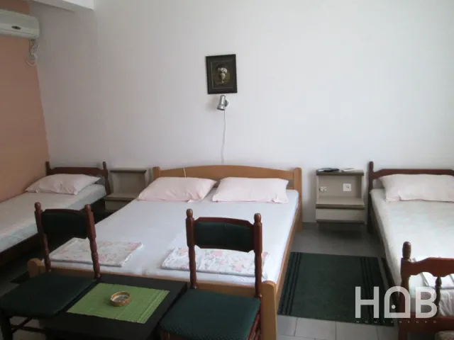 Na prodaju, Kuća, 200 m², Budva