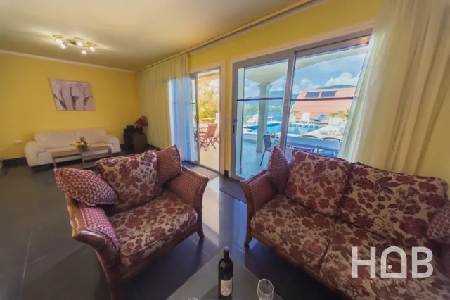 出售, 房屋, 220 m², Tivat