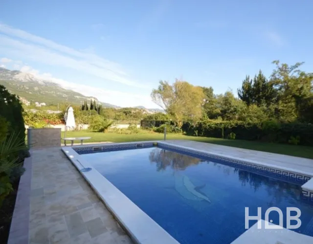 En venta, Casa, 423 m², Herceg Novi
