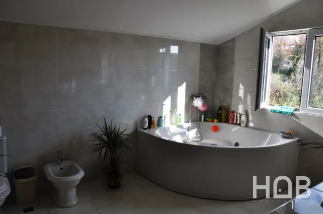 Zu verkaufen, Haus, 300 m², Herceg Novi