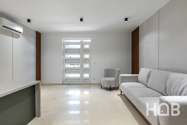Na prodej, Apartment In New Building, 55 m², Bar