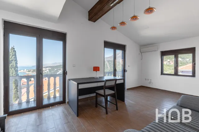 Na prodej, Dům, 195 m², Bar