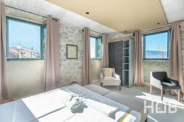 出售, 酒店, 300 m², Kotor