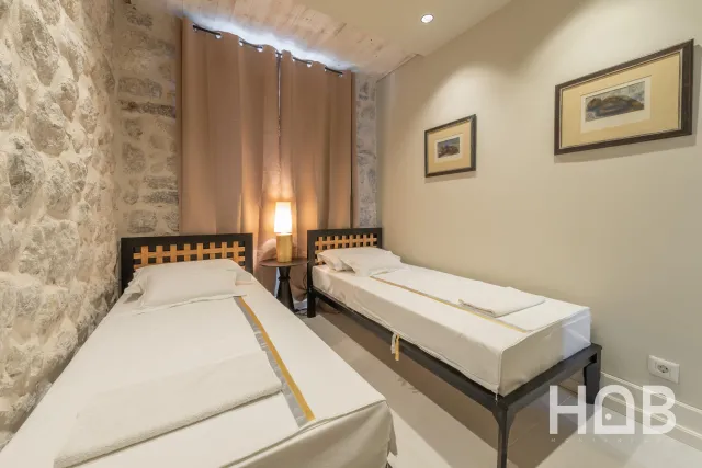 出售, 酒店, 300 m², Kotor