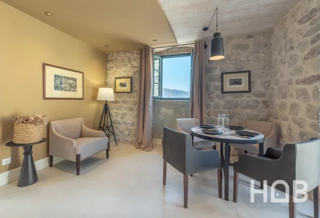 出售, 酒店, 300 m², Kotor