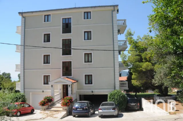 Na prodaju, Vila, 1000 m², Budva