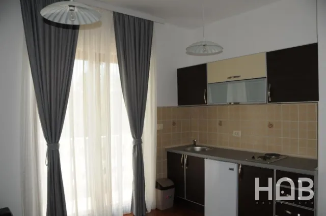 Na prodaju, Vila, 1000 m², Budva