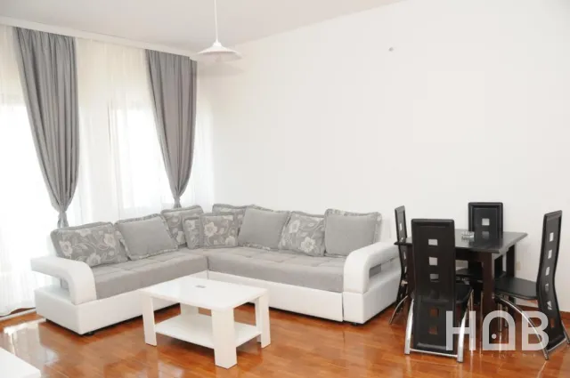 Na prodaju, Vila, 1000 m², Budva