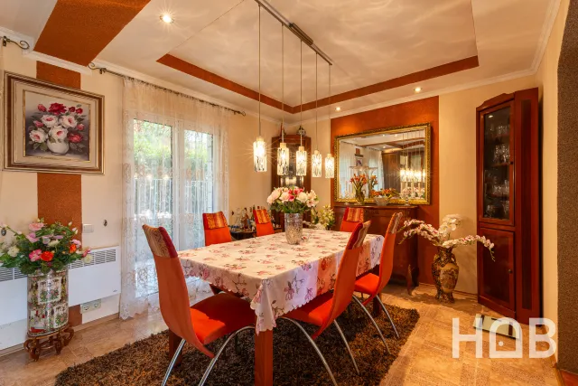 Na prodej, Dům, 137 m², Herceg Novi