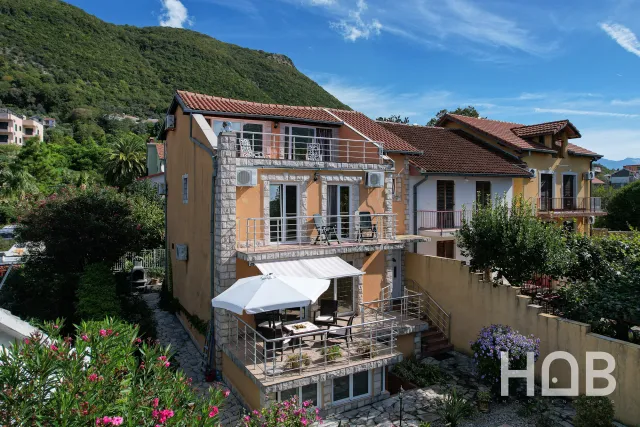Na prodej, Dům, 137 m², Herceg Novi