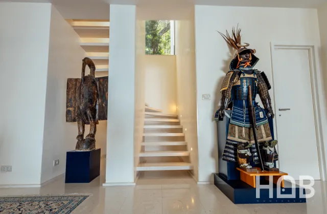 Na prodaju, Vila, 1455 m², Budva