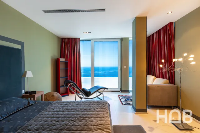 Na prodaju, Vila, 1455 m², Budva