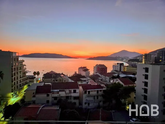 Na prodaju, Stan, 122 m², Budva