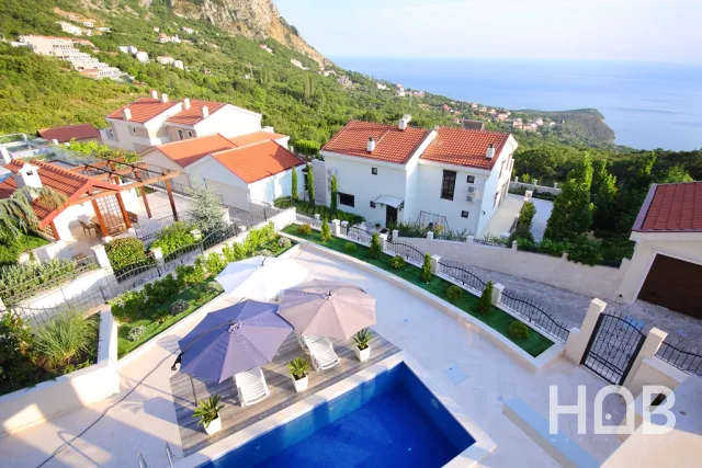 Na prodaju, Vila, 500 m², Budva