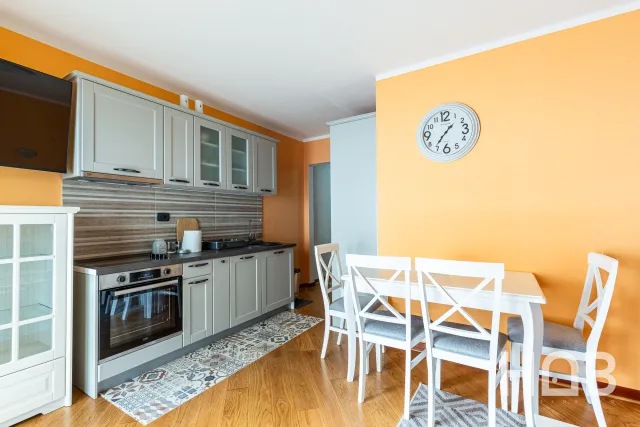 Na prodaju, Stan, 57 m², Budva