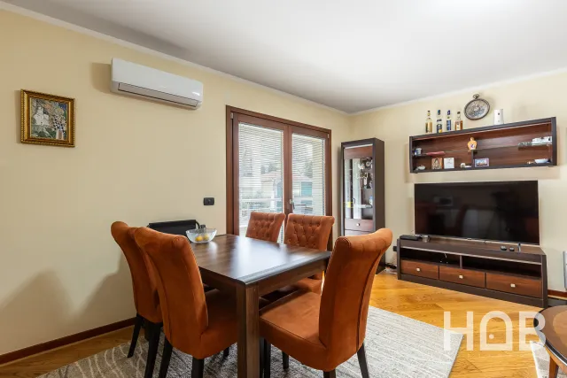 Na prodaju, Stan, 57 m², Budva
