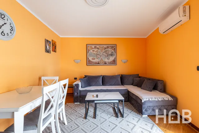 Na prodaju, Stan, 57 m², Budva