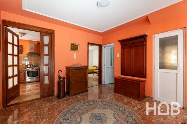 Satılık, Ev, 330 m², Bar