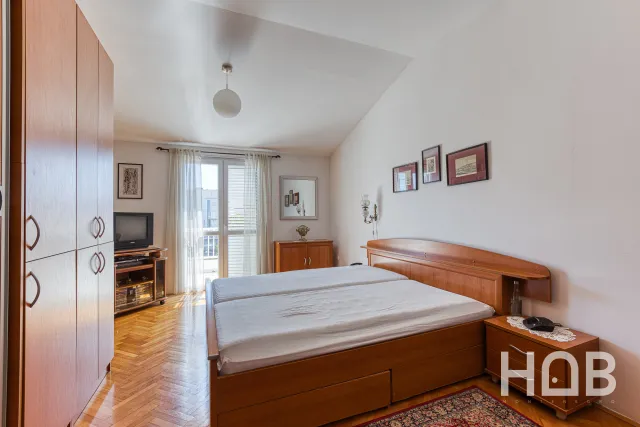 Satılık, Ev, 330 m², Bar