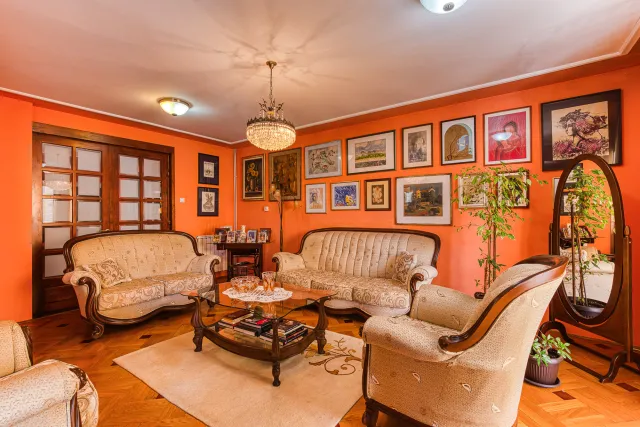 Na prodej, Dům, 330 m², Bar