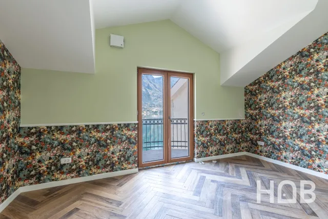 Na prodaju, Vila, 500 m², Kotor