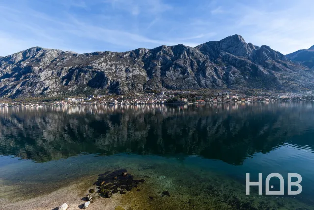 Na prodaju, Vila, 500 m², Kotor