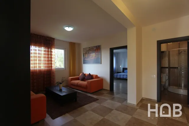Zu verkaufen, Villa, 301 m², Bar