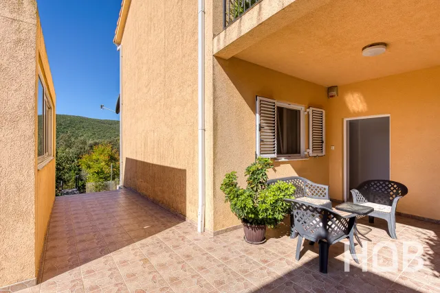 Zu verkaufen, Villa, 92 m², Kotor