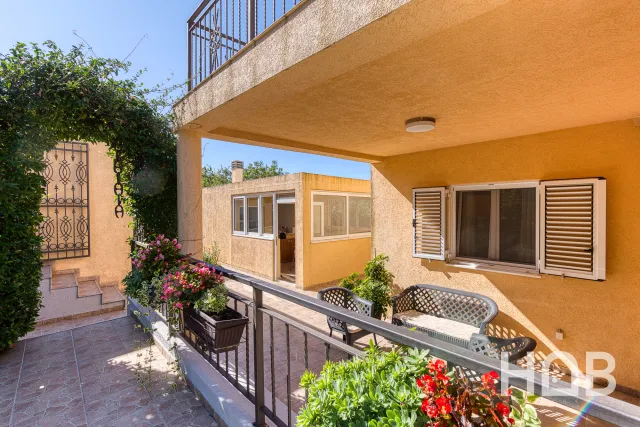 Zu verkaufen, Villa, 92 m², Kotor