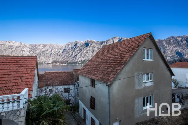 Na prodaju, Kuća, 270 m², Kotor