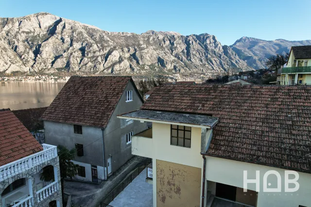 Na prodaju, Kuća, 270 m², Kotor