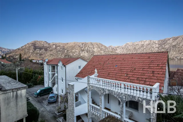 Na prodaju, Kuća, 270 m², Kotor