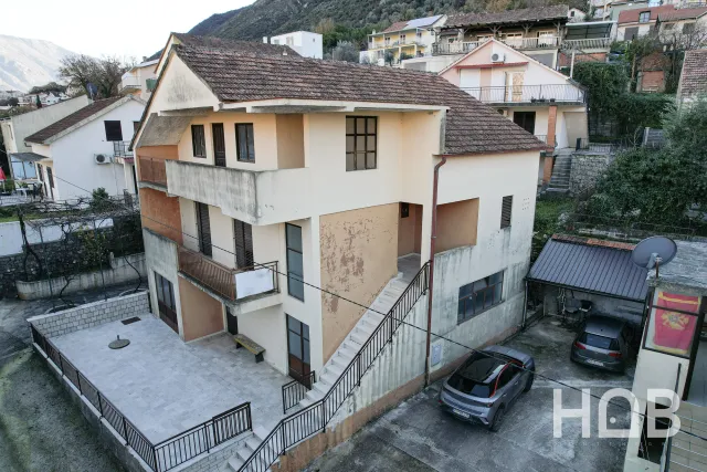Na prodaju, Kuća, 270 m², Kotor