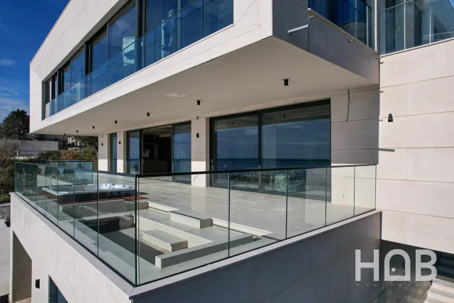Zu verkaufen, Villa, 755 m², Budva