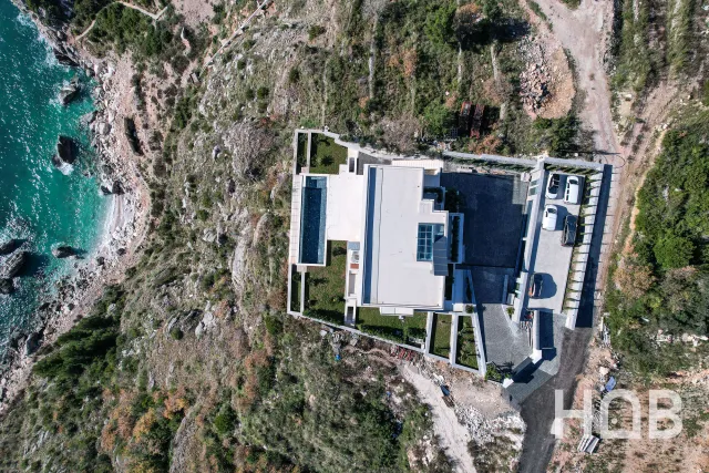 Zu verkaufen, Villa, 755 m², Budva